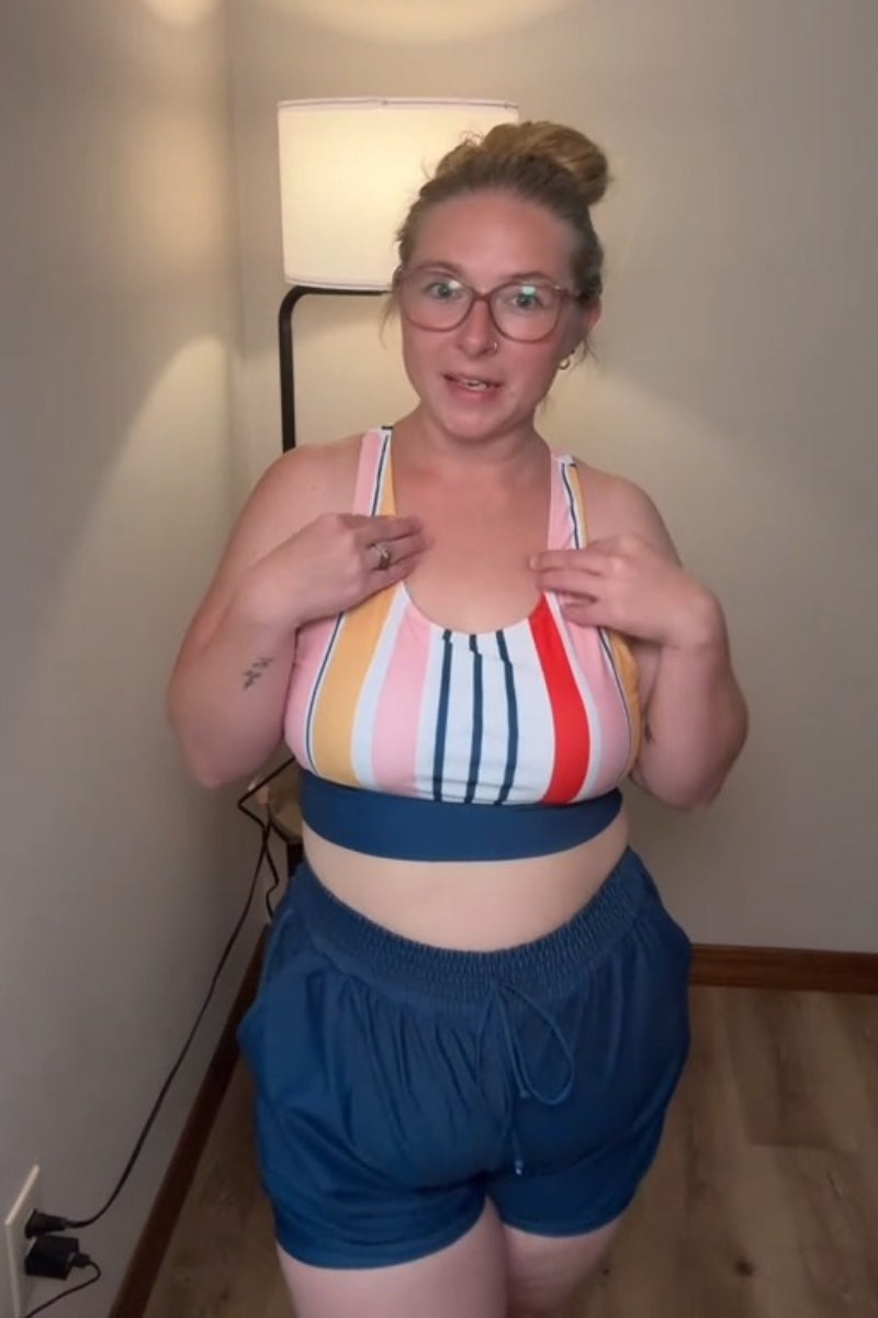 Colorful Striped Zipper Back Stylish Bikini Top with Boy Short Set