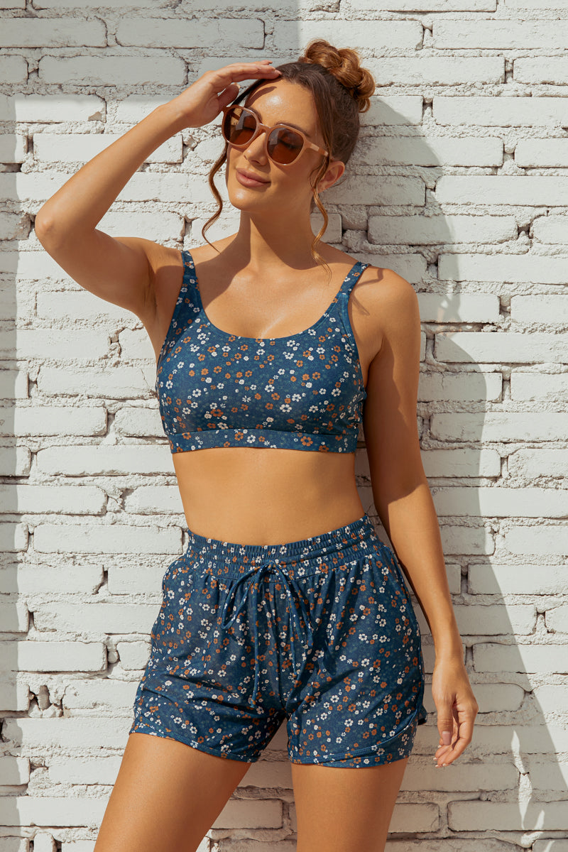 Floral Scoop Neck Stylish Bikini Top with Boy Short Set